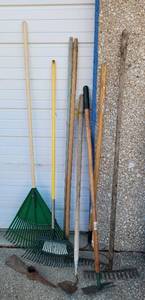 lot 30 image: LOT OF RAKES AND MORE AS SHOWN.