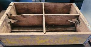lot 56 image: VINTAGE MR. COLA WOODEN CRATE AS SHOWN.