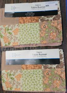 lot 78 image: (2) NEW MAINSTAYS FABRIC TABLE RUNNERS AS SHOWN.