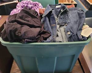 lot 89 image: CONTAINER LOT OF ASSORTED CLOTHING AS SHOWN. NICE MIXED LOT SOME MAY HAVE TAGS.