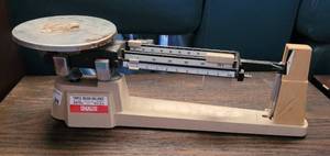 lot 96 image: OHAUS TRIPLE BEAM BALANCE AS SHOWN.