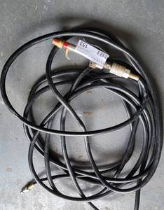 lot 153 image: AIR HOSE AS SHOWN.