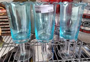 lot 169 image: FOOTED DESSERT GLASSES AS SHOWN.