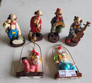 lot 225 image: CLOWN FIGURINES AS SHOWN.