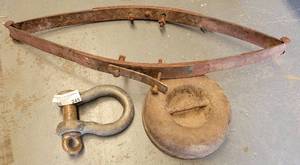 lot 245 image: VINTAGE ITEMS AS SHOWN.