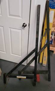 lot 334 image: LADDER RACK FOR TRUCKS AS SHOWN.