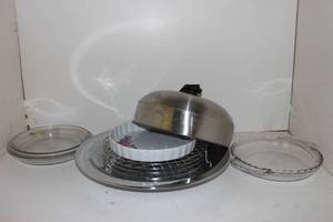 lot 74 image: Pie Pan and Tart Pan with Dome Plate cover