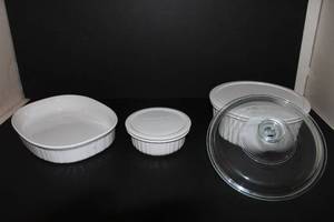 lot 80 image: French White Corning ware