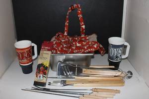lot 150 image: BBQ Items