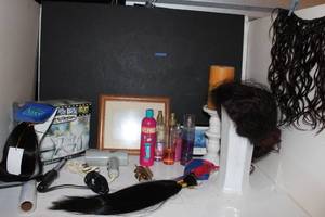 lot 172 image: Women Hair Items, Wig, Extensions Hair products