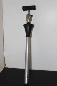 lot 190 image: Max Flow Combination, Pumps oil in or out of compressor while under pressure