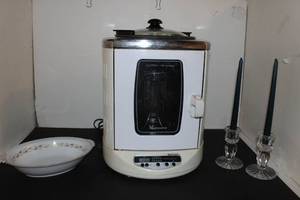 lot 201 image: Betty Crocker Rotisserie Cooker with Serving Dish and Crystal Candle Holders