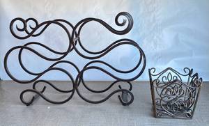 lot 36 image: 6 Wine Bottle Stand