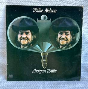 lot 60 image: 1973 Willie Nelson Shotgun Willie