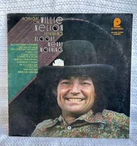 lot 61 image: 1974 Willie Nelson Spotlight on Willie Nelson Feat Bloody Merry Mornings
