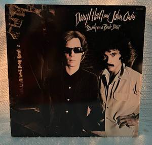 lot 85 image: 1977 Daryl Hall and John Oats Beaty on a Back Street