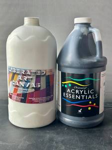 lot 133 image: Acrylic Paint - 2 2 liter Bottles Black & White