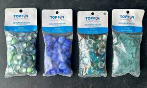 lot 146 image: Topfin Underwater Worlds Aquarium Dcor 3 12oz bags 1 10oz bag