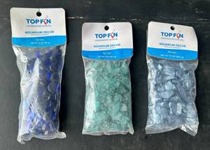lot 148 image: Topfin Underwater Worlds Aquarium Dcor 1 12oz bag 2 10oz bags