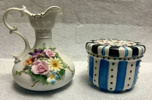 lot 29 image: Vintage Lefton Hand Painted Porcelain Pitcher and Ceramic Bowl with Lid