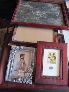 lot 37 image: Large lot of new photo frames sizes 1111 and 810 qty 8