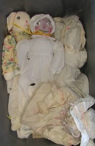 lot 118 image: vintage dolls qty 4