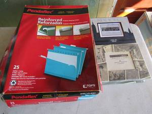 lot 158 image: 2 new photo albums, 2 used packs of pendaflex filing folders