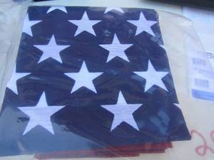 lot 235 image: American flag NEW