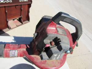 lot 29 image: Poulin Pro gas blower used