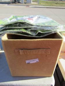 lot 73 image: 2 foldable storage units, 3 japan design place matts new