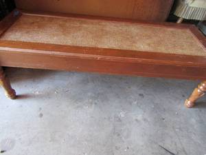 lot 113 image: 144817, wooden coffe table with wicker top, good condition