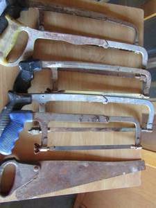 lot 128 image: 5 HACK SAWS & 1 HAND SAW
