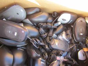 lot 133 image: dell box containing 100 new computer mice all dell brand