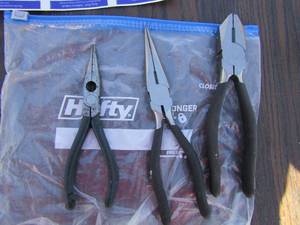 lot 164 image: various size needle nose pliers wire cutters qty 3