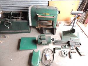lot 5 image: POWERMATIC PLANER   -    DISASSEMBBLED TO BE MOVED, MANUELS