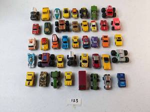 lot 123 image: 41 Small cars
