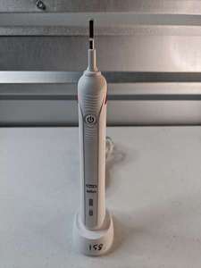 lot 158 image: Braun Oral B Type 3766 Toothbrush