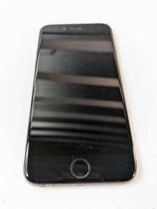 lot 166 image: iPhone 6 A1549 For Parts