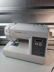 lot 180 image: Singer Brilliance 6199 - Electronic Sewing Machine - No Pedal