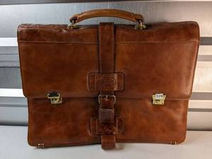 lot 214 image: Messenger Leather Bag 16