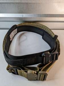 lot 221 image: ADF-220-25 & 220-45  RAPTOR STANDARD BUCKLE w Belt