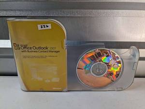 lot 226 image: Office Outlook 2007 with Business Contact Manager with Key