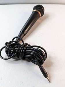 lot 235 image: Sony F-V220 Dynamic Unidirectional Wired Microphone