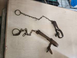 lot 49 image: Selection of vintage snare traps