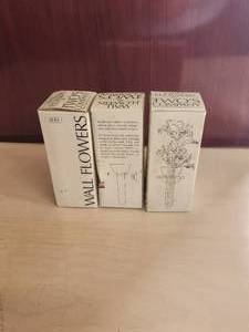 lot 24 image: 3 Wall Flower Acrylic flower holders