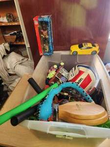lot 114 image: Bin full of toys