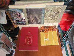 lot 138 image: Selection of vintage Life books