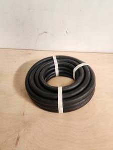 lot 216 image: Central Pneumatic air hose 38 200psi
