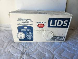 lot 186 image: WinCup Drink Thru, tear tab, lock back lids for 8oz. cups - 500 count (BF)