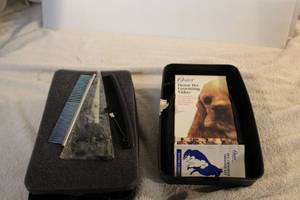 lot 73 image: Dog Grooming Kit